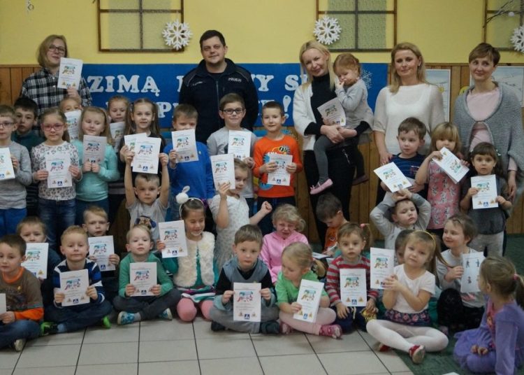 Przed feriami odwiedzili przedszkole ZDJĘCIA