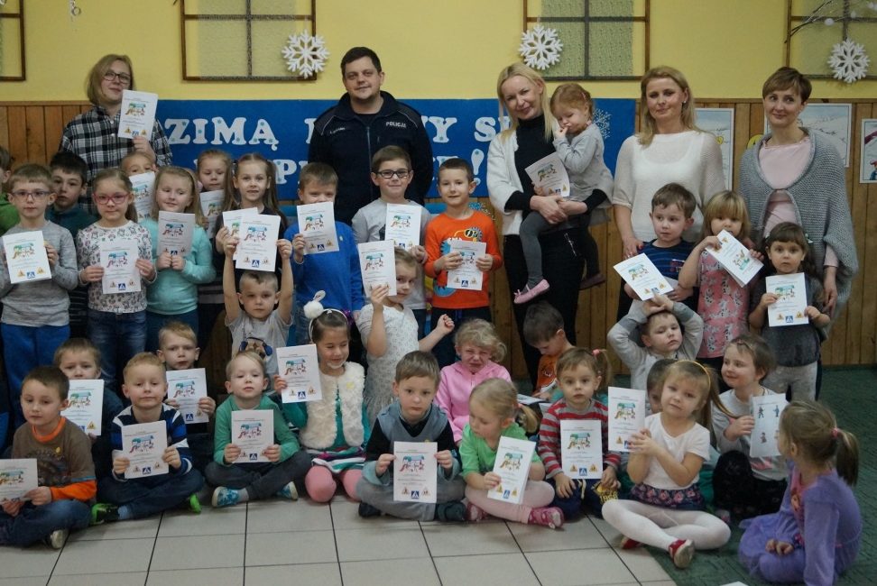 Przed feriami odwiedzili przedszkole ZDJĘCIA