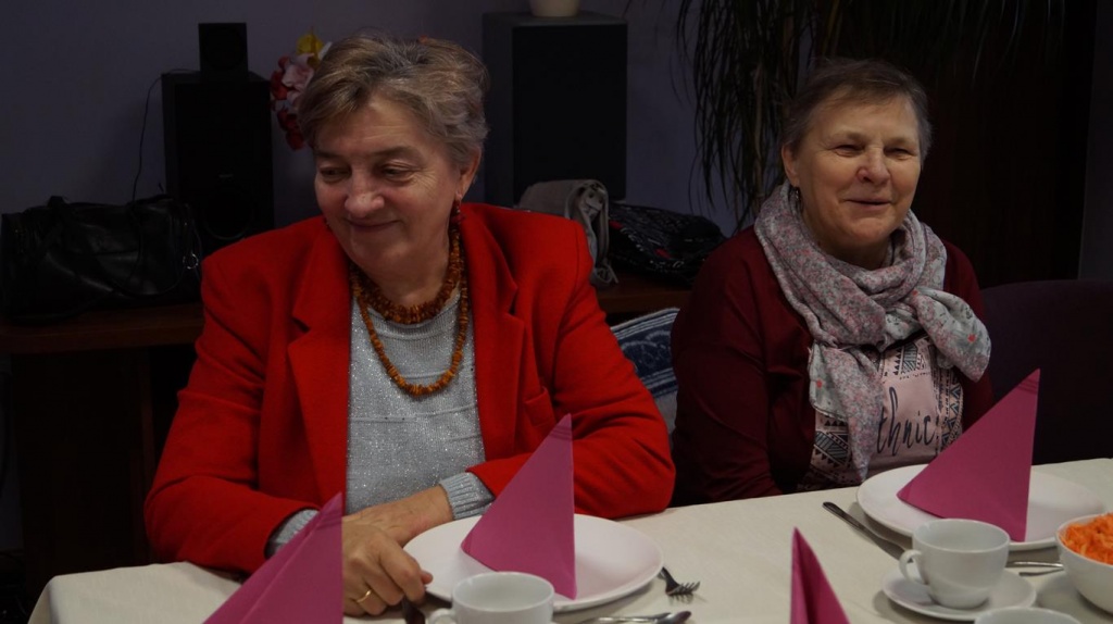 Seniorzy obchodzili Dzień Babci i Dziadka