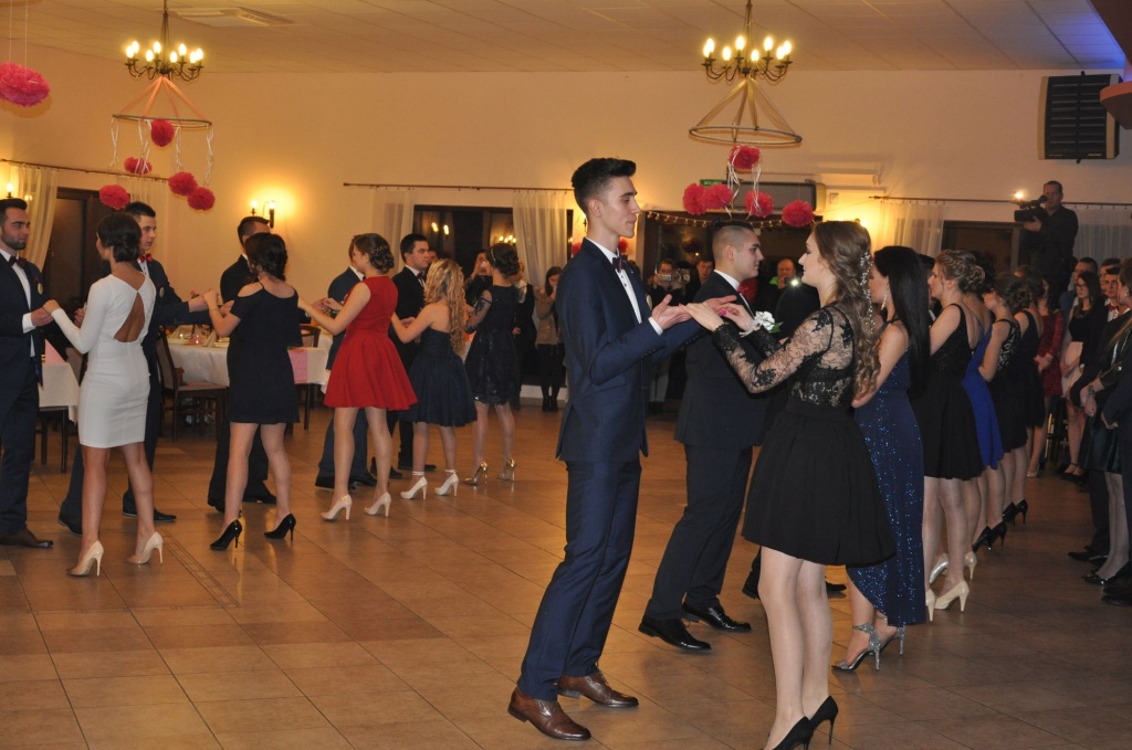 Studniówka ZSP w Zagórowie DUŻO ZDJĘĆ