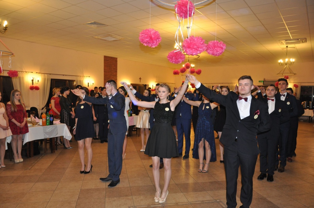 Studniówka ZSP w Zagórowie DUŻO ZDJĘĆ