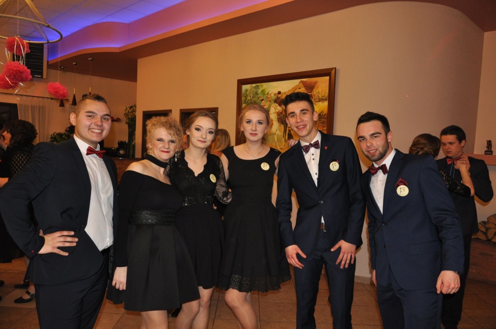 Studniówka ZSP w Zagórowie DUŻO ZDJĘĆ