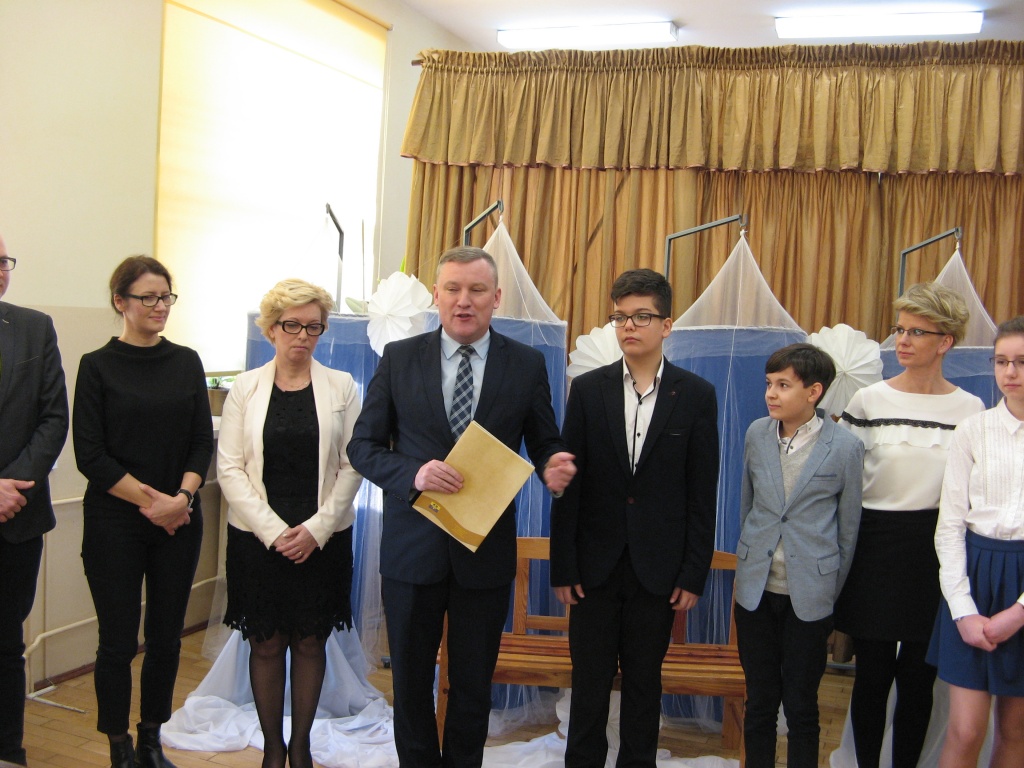 Troje stypendystów z Jedynki. Olga ze średnią 6,0!