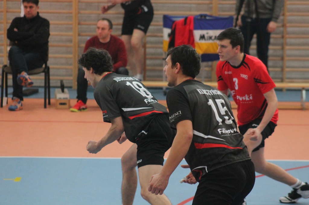 Pięć setów. Wygrana TODO Czarnych