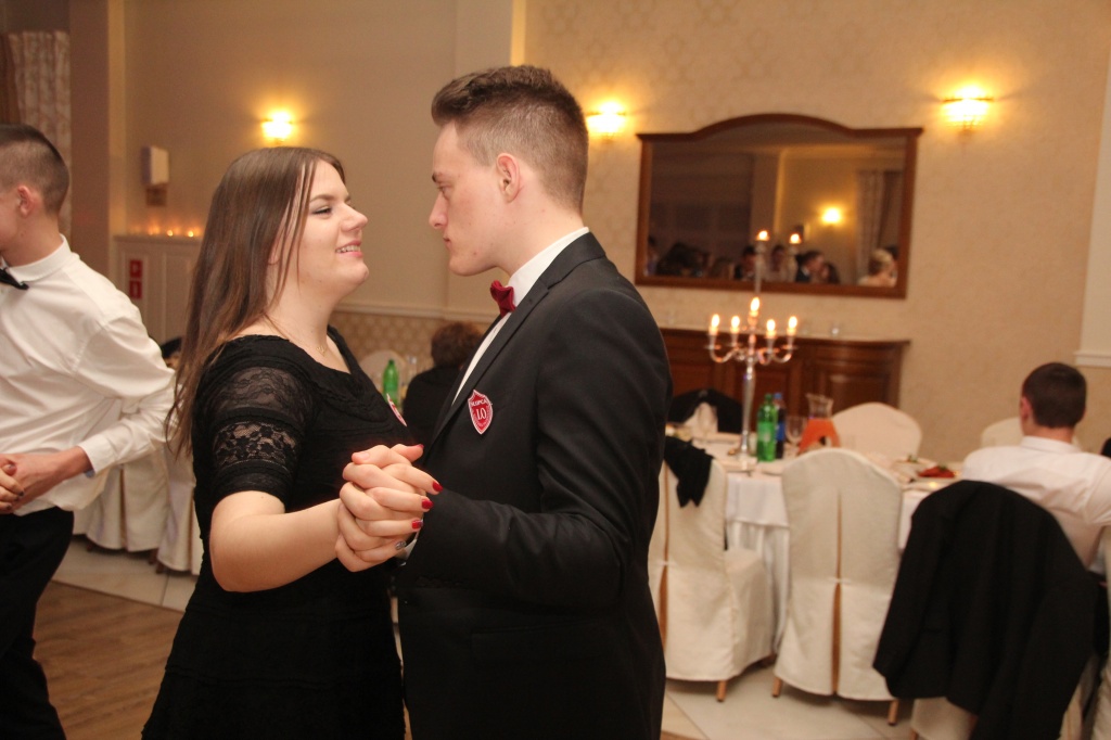 Studniówka Ogólniaka: Zobacz zdjęcia