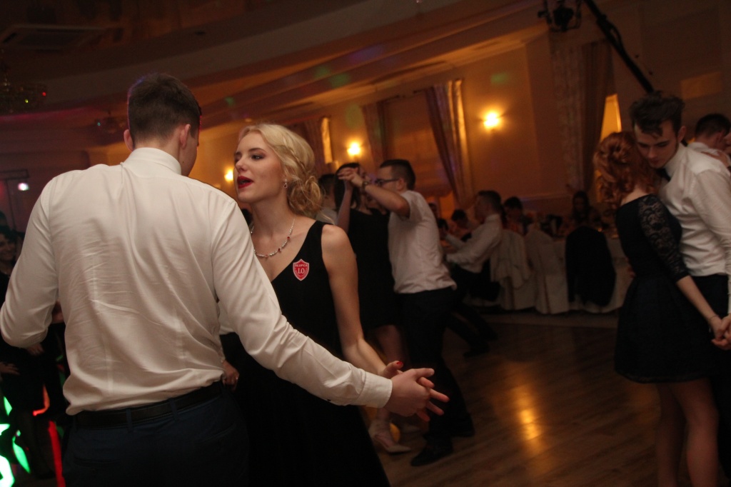 Studniówka Ogólniaka: Zobacz zdjęcia