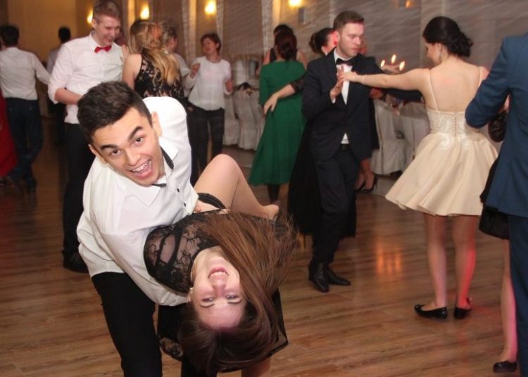 Studniówka Ogólniaka: Zobacz zdjęcia