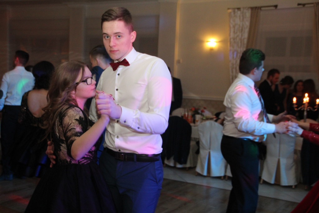 Studniówka Ogólniaka: Zobacz zdjęcia