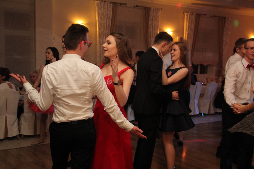 Studniówka Ogólniaka: Zobacz zdjęcia