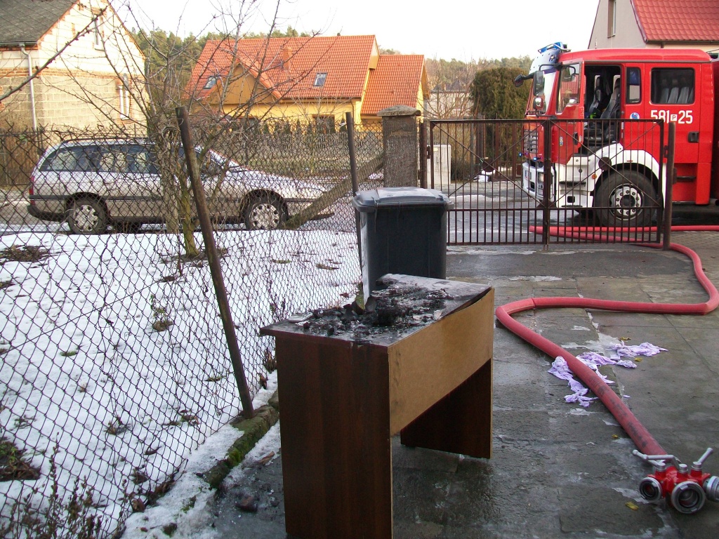 Pożar w domu. Palił się monitor ZDJĘCIA