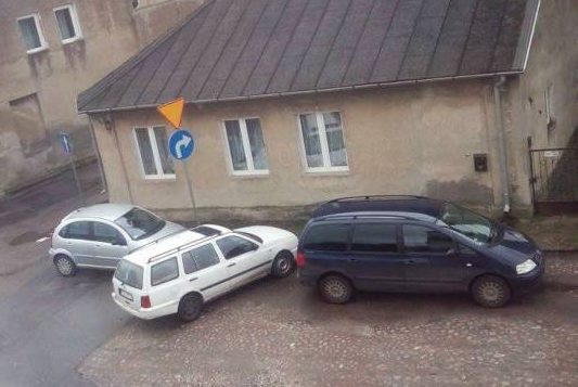 Sztuka parkowania. Gdzie jest policja?