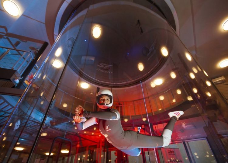 Loty w tunelu aerodynamicznym – na czym to polega?