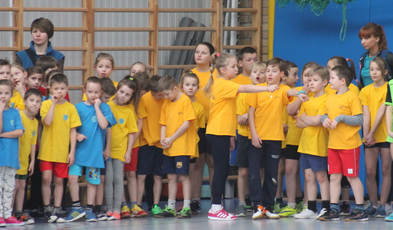 Powiatowe zagania w dwa ognie ZDJĘCIA