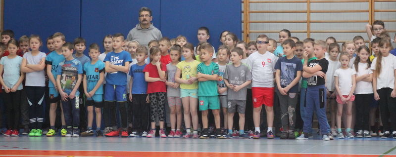 Powiatowe zagania w dwa ognie ZDJĘCIA