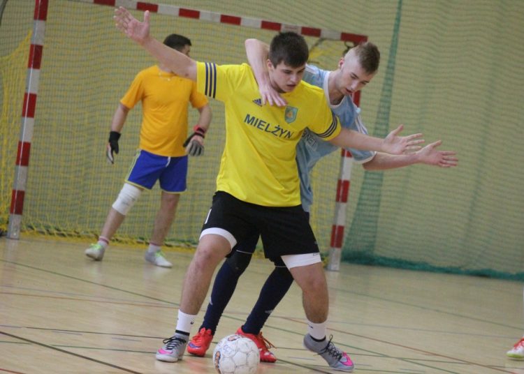 Getin Bank i Warta nadal na czele