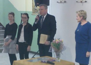 Łucja i Kamila ze stypendium burmistrza