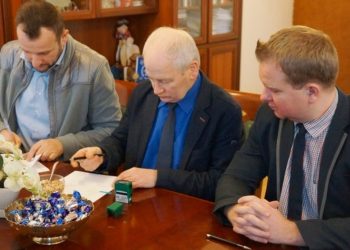 Powiat wyda milion na drogę