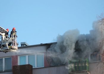 Z ostatniej chwili. Pożar w bloku