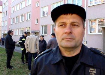 Strażacy o pożarze w bloku – Film