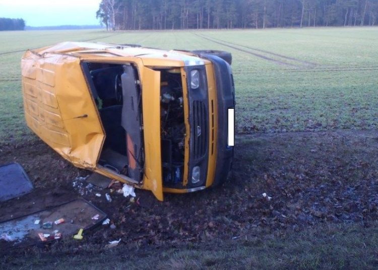 Strzałkowo: 5 osób uczestniczyło w wypadku
