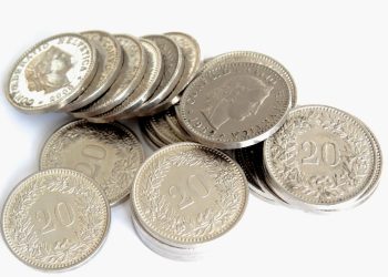 Lokata krótko- czy długoterminowa? Którą powinieneś założyć, aby pomnożyć oszczędności?