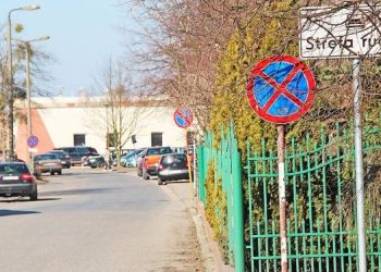 Parking przy szpitalu budzi kontrowersje