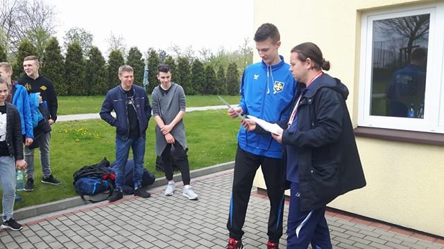 Słupeckie gimnazjum gra dalej w streetballu