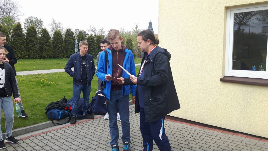 Słupeckie gimnazjum gra dalej w streetballu