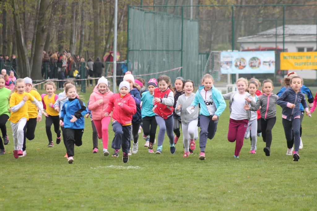 Indywidualne biegi najmłodszych. Zobacz zdjęcia