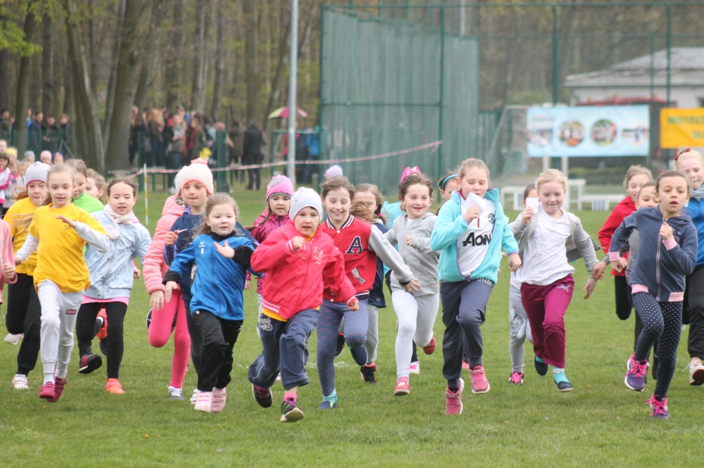 Indywidualne biegi najmłodszych. Zobacz zdjęcia