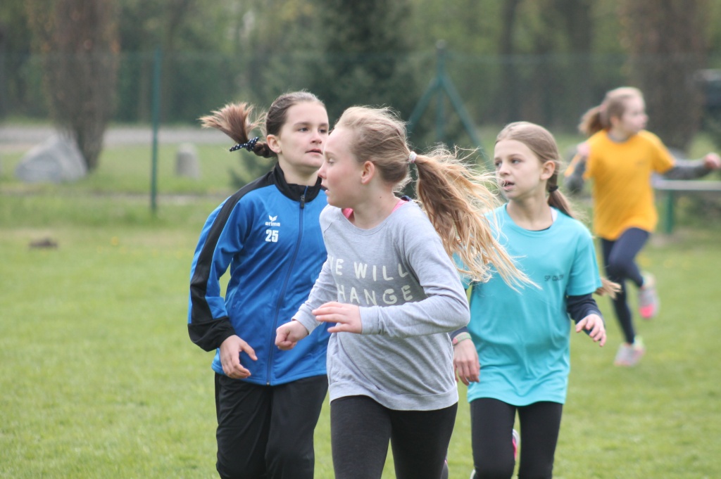 Indywidualne biegi najmłodszych. Zobacz zdjęcia