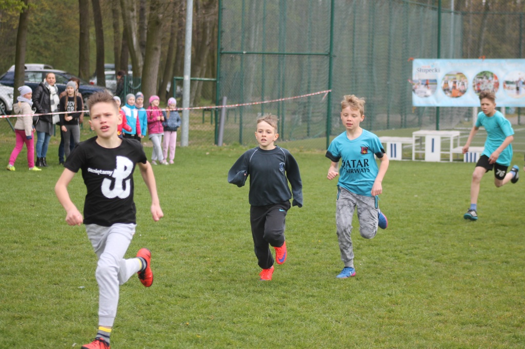 Indywidualne biegi najmłodszych. Zobacz zdjęcia