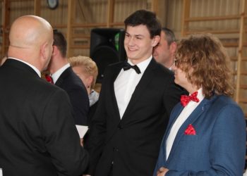 Maturzyści już po szkole. Zobacz film z Ogólniaka