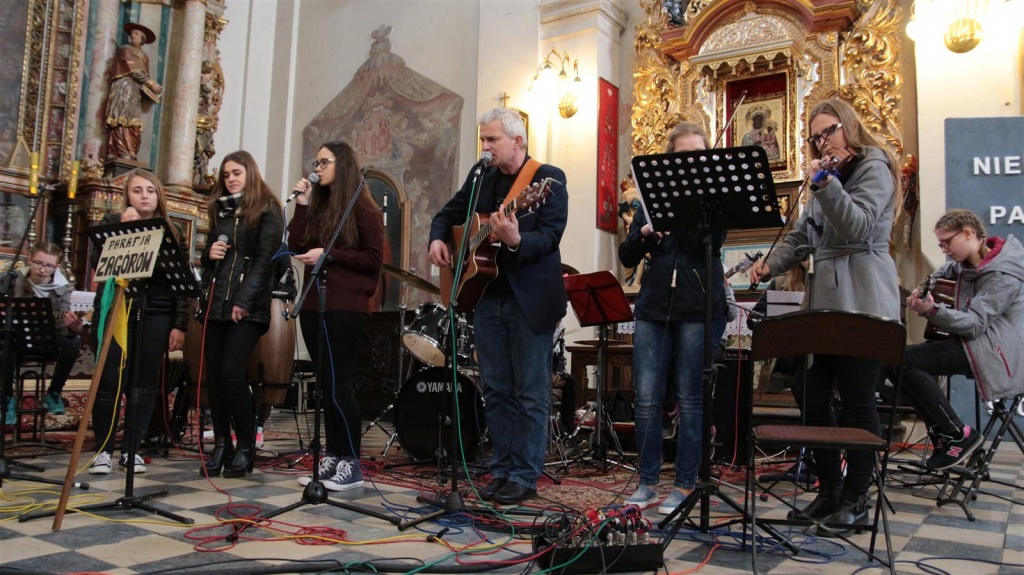 Ląd: Niedziela Palmowa Młodych ZDJĘCIA