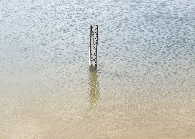 Batalia o wodę w jeziorze