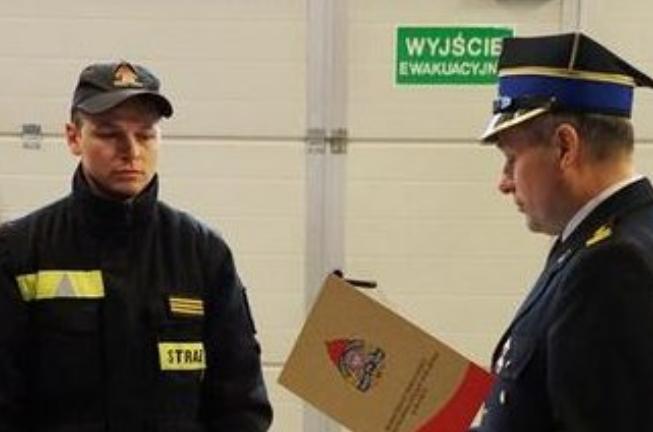 Oficjalnie podziękowali strażakowi