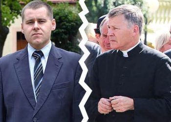 Kulisy odejścia kościelnego