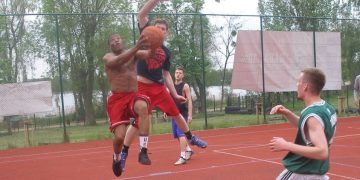 Pierwszy międzynarodowy mecz