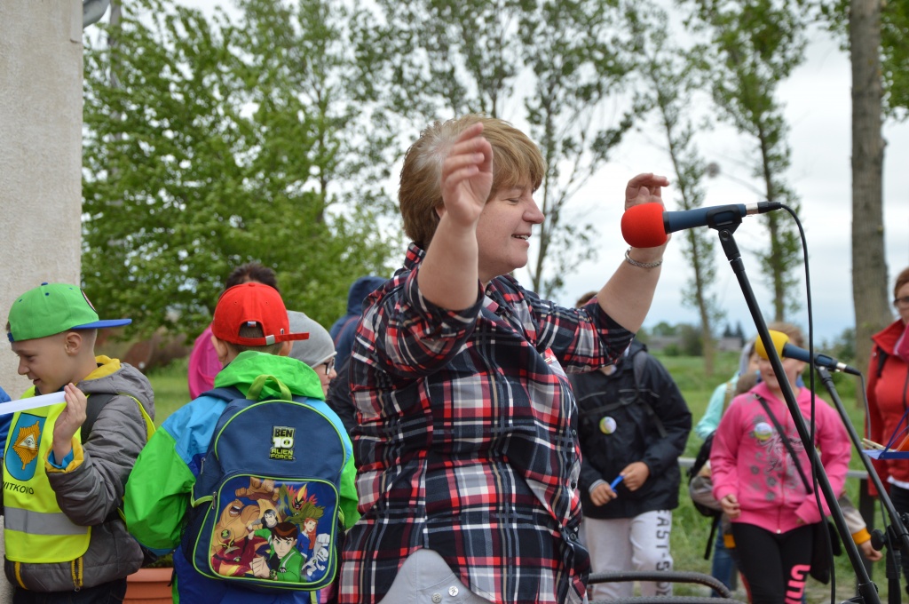 Marsz zakończony sadzeniem drzew