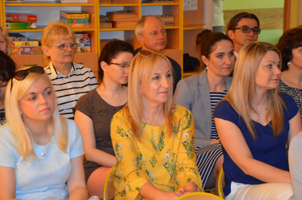 Zrobili prezent samorządowcom. Zobacz zdjęcia