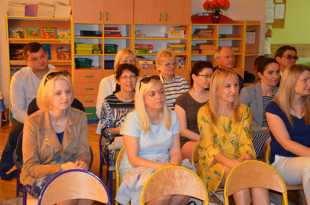 Zrobili prezent samorządowcom. Zobacz zdjęcia