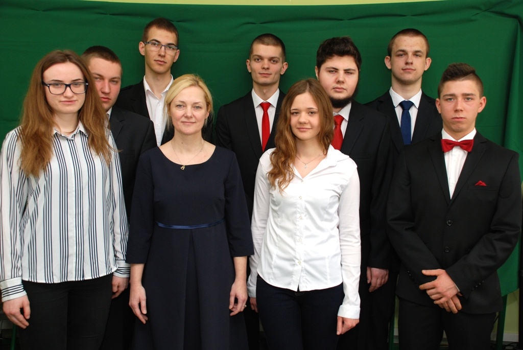 Dziś początek matur. Zobacz, kto zdaje