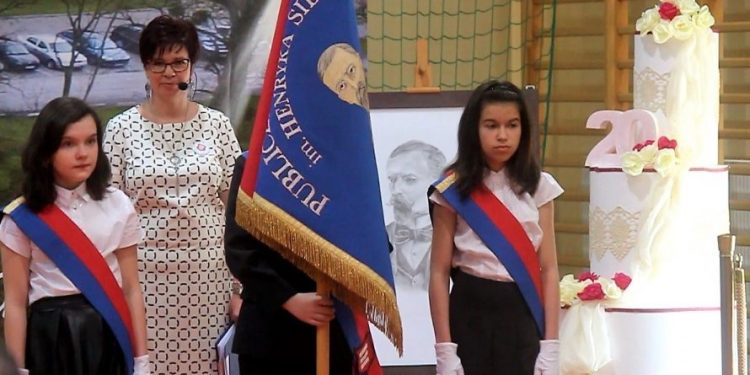 20-lecie nadania imienia szkole w Wólce – FILM