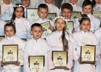 Komunia w Wawrzyńcu ZDJĘCIA GRUPOWE