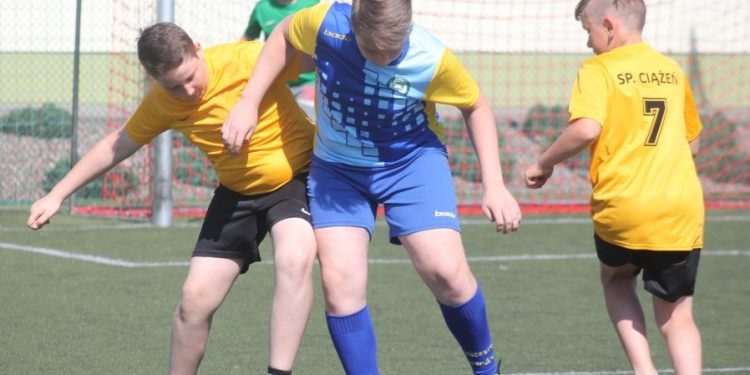 Walczą o piłkarski prymat w powiecie