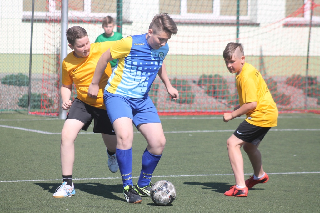 Walczą o piłkarski prymat w powiecie