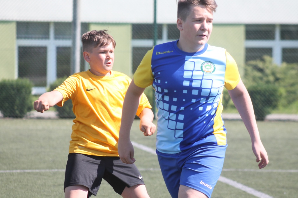 Walczą o piłkarski prymat w powiecie