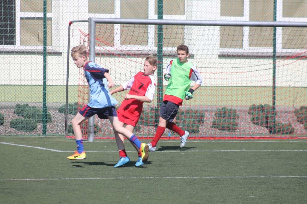 Walczą o piłkarski prymat w powiecie