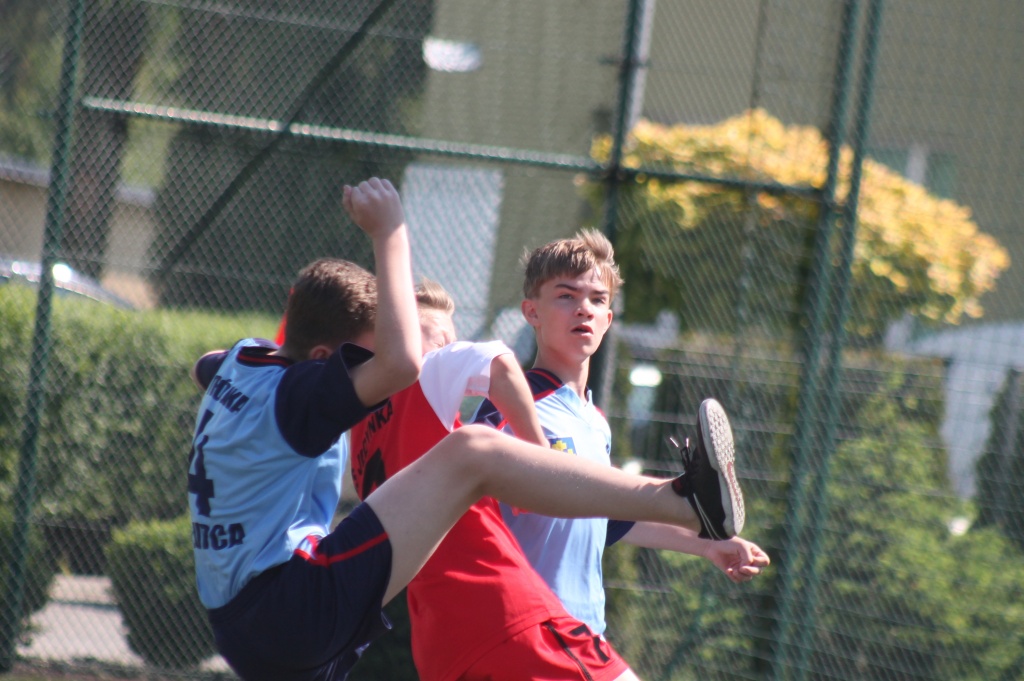 Walczą o piłkarski prymat w powiecie