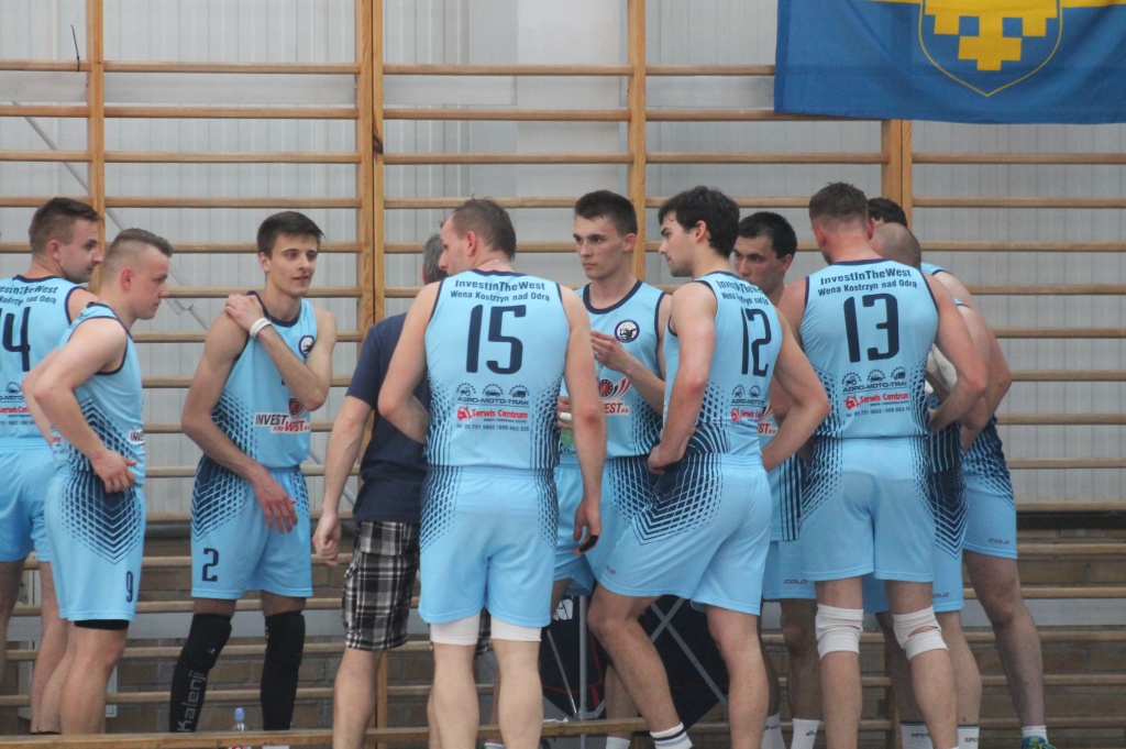 Siatkarskie baraże w obiektywie